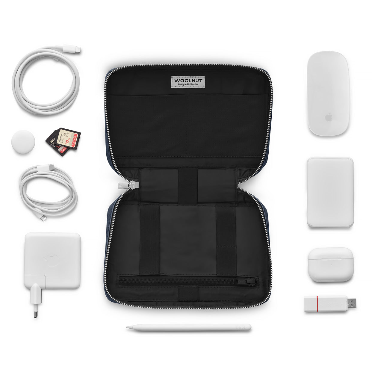 Woolnut – Leather Tech Organizer