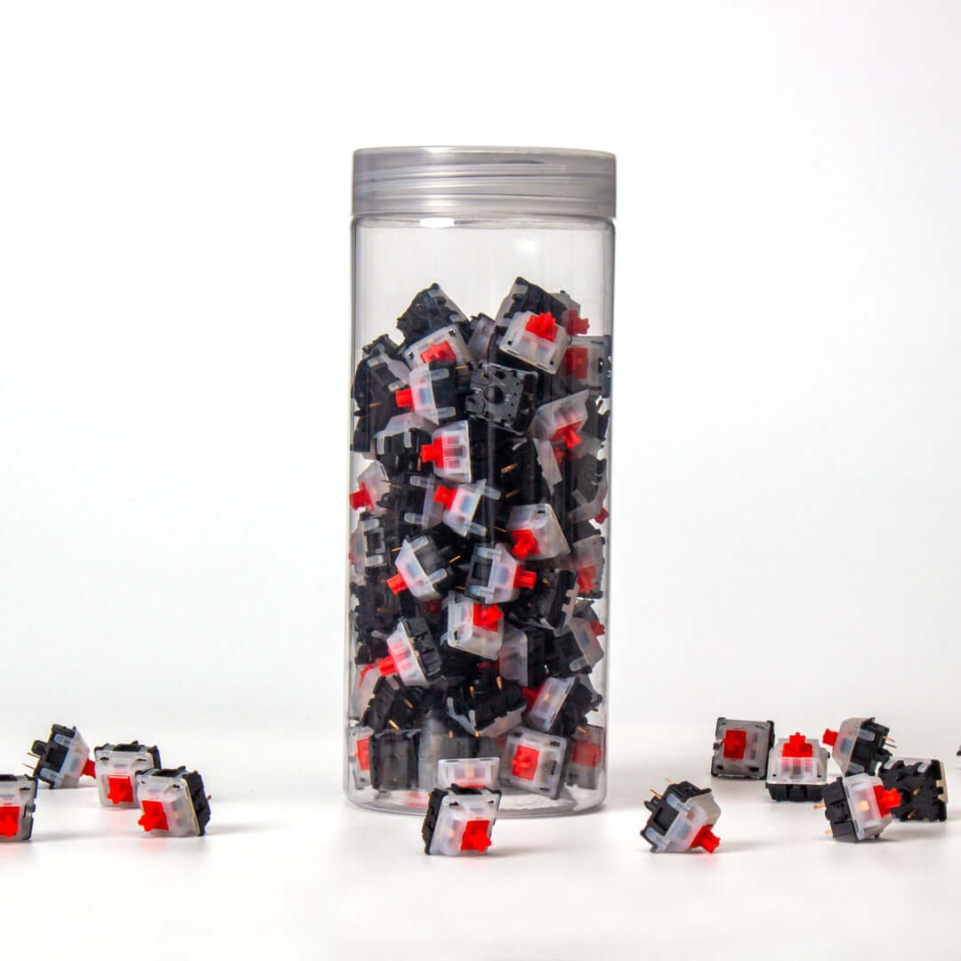 Gateron – KS-3X47 Milky Top Black Bottom Switch