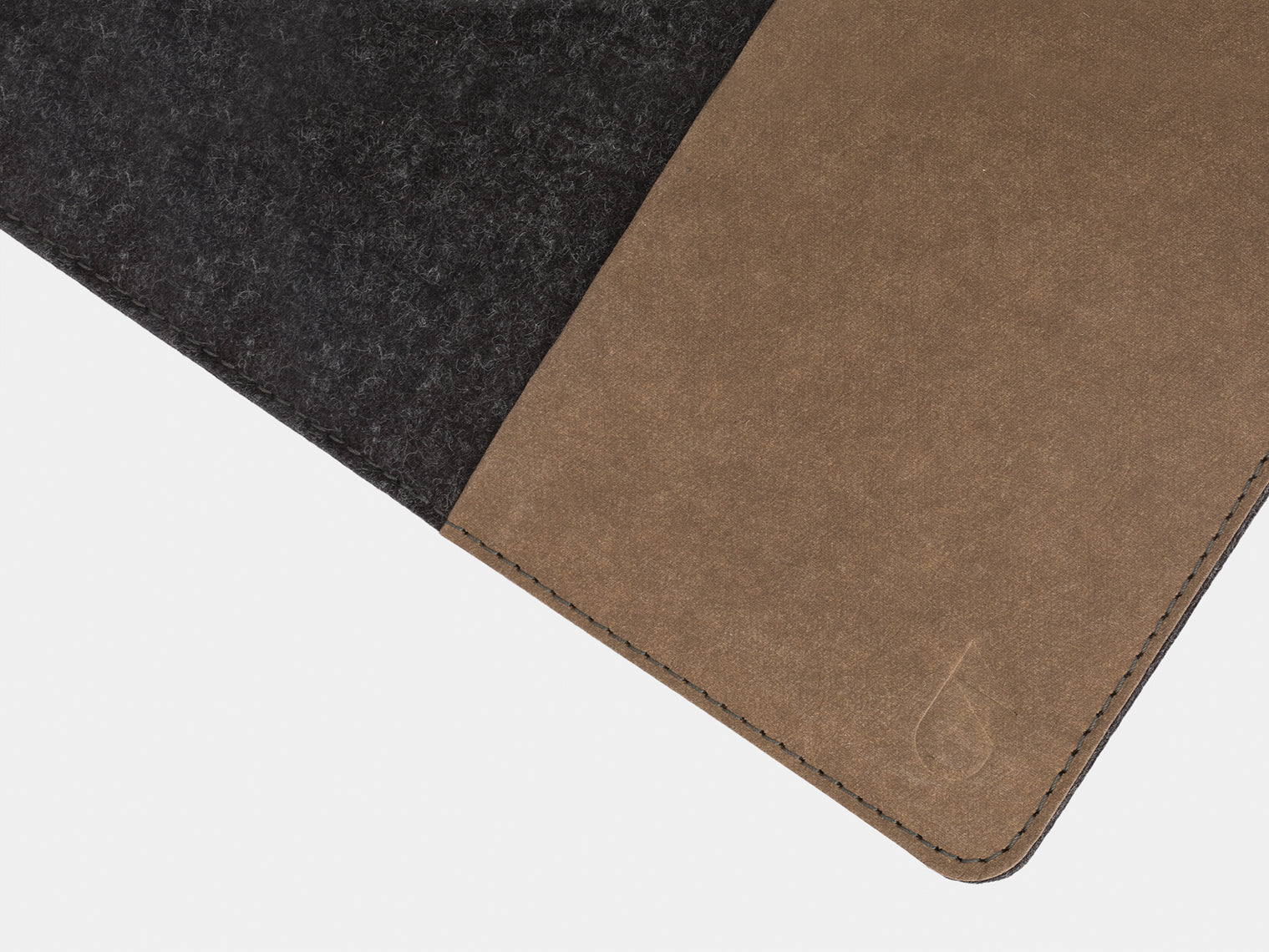 Oakywood - Felt MacBook Sleeve